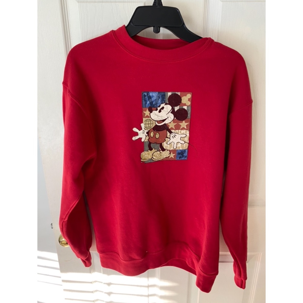 Vintage Disney sweatshirt!